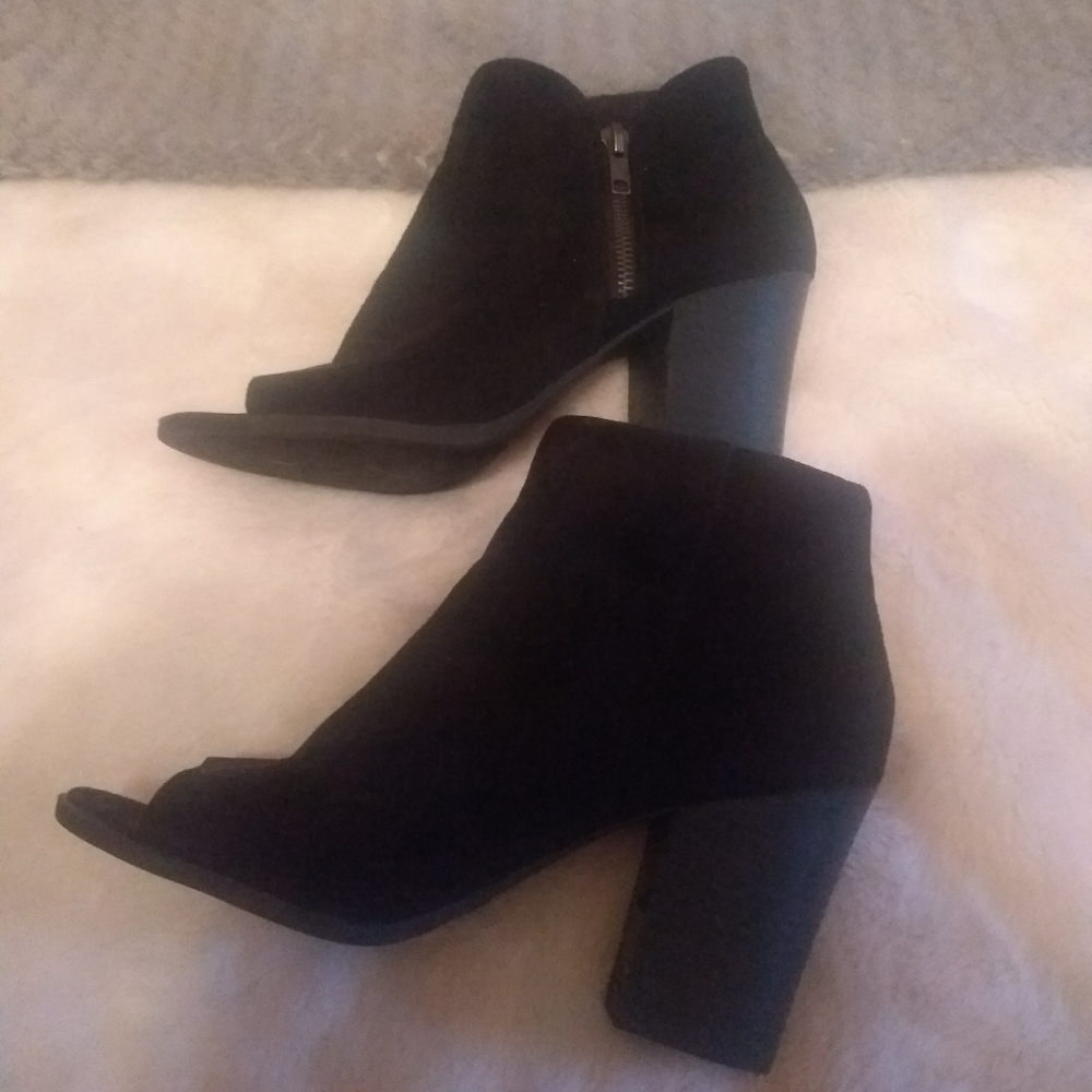 Carlos 'Jade' Open-Toe Bootie - image 4